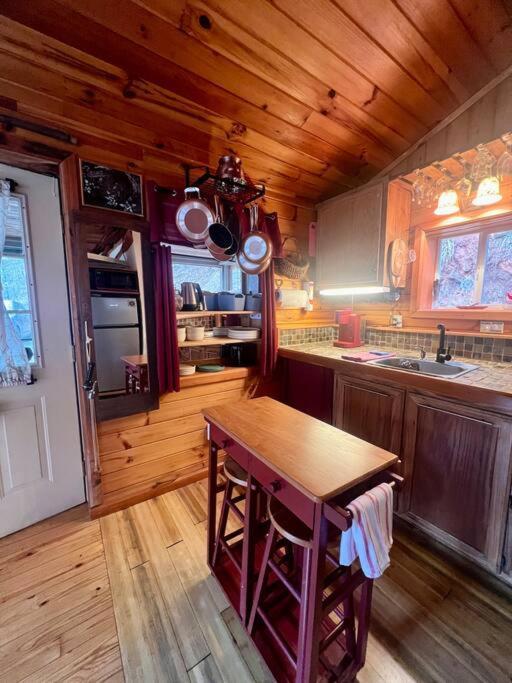 Private Mtn Love Shack W/ Fast Wifi, Bbq & View Franklin Kültér fotó